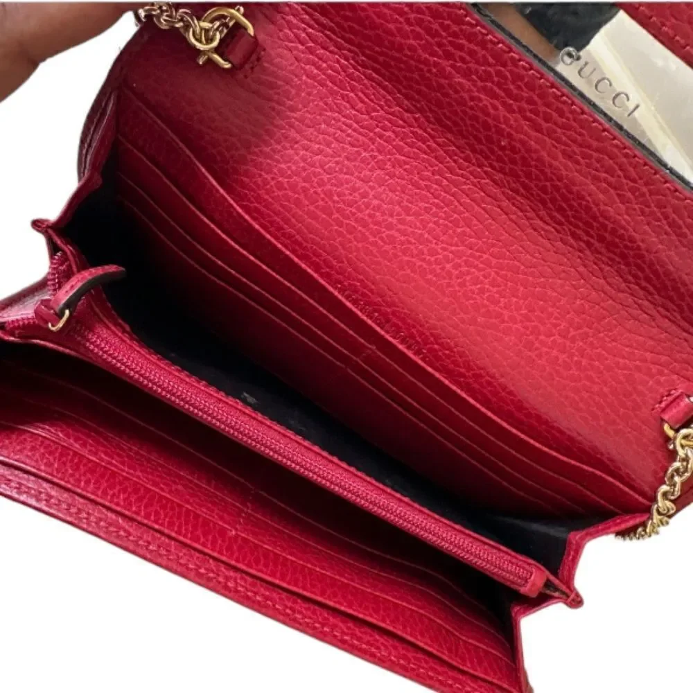 GUCCI GG Marmont Leather Wallet on Chain in Red